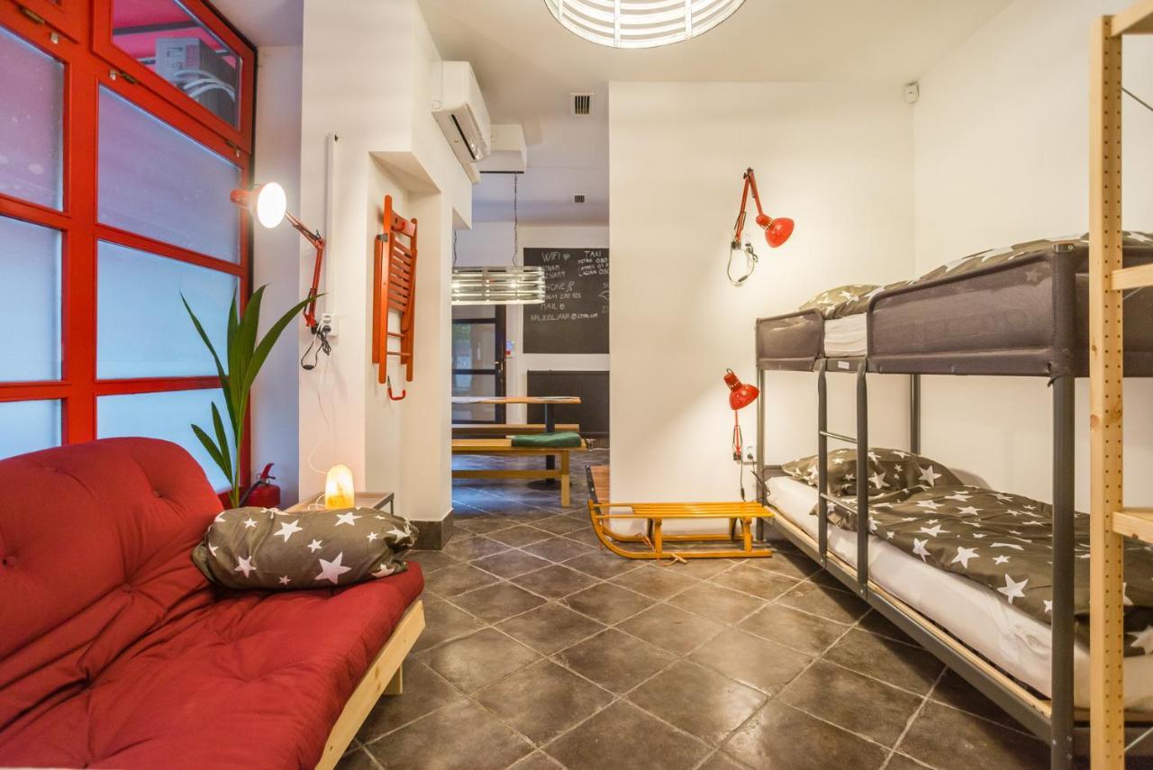 Apartma N'Poznam リュブリャナ エクステリア 写真