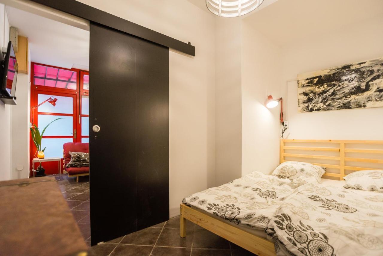 Apartma N'Poznam リュブリャナ エクステリア 写真