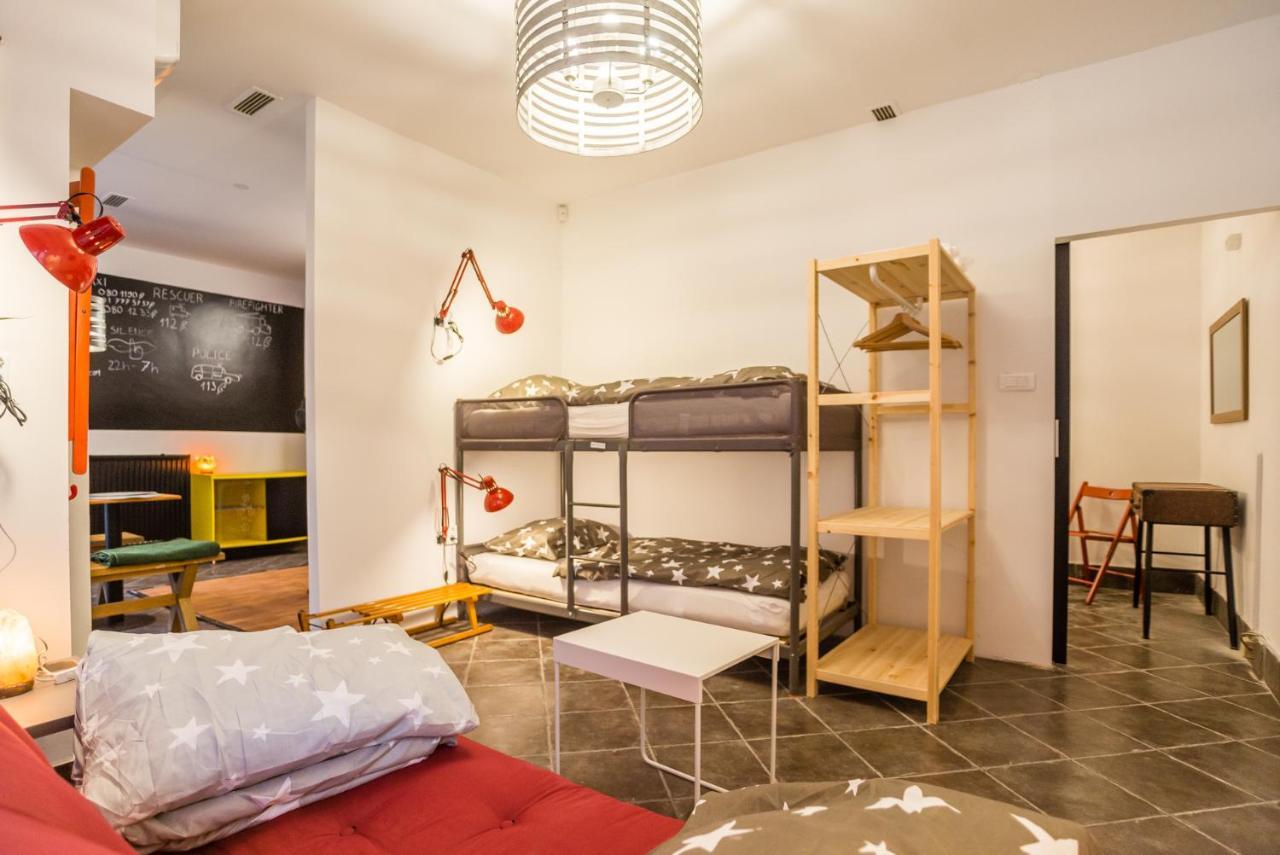 Apartma N'Poznam リュブリャナ エクステリア 写真